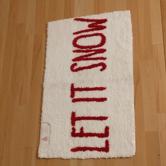 NWT❄️Rae Dunn Bathroom Mat - Picture 3 of 4